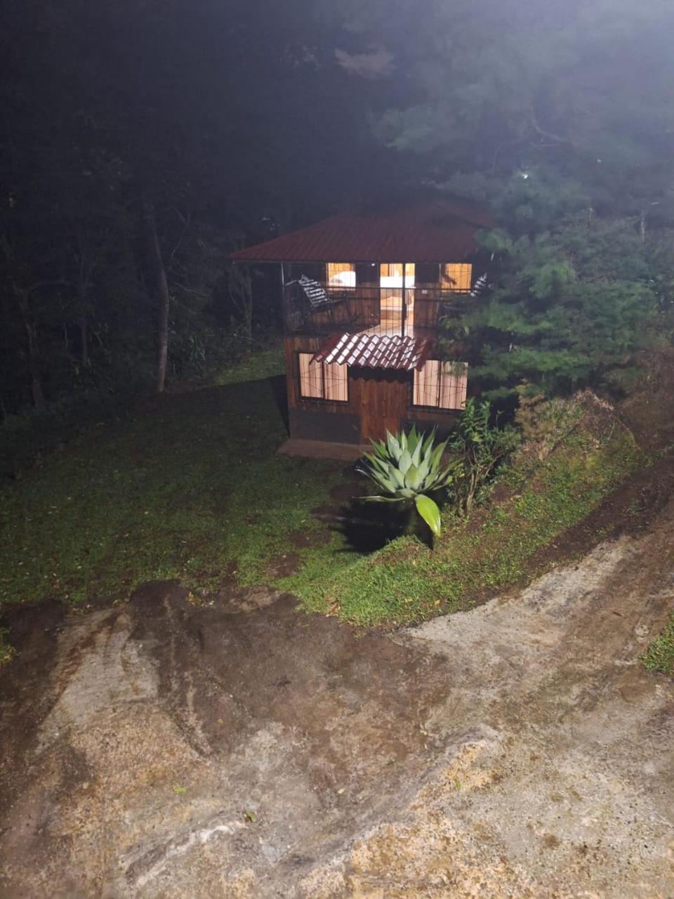 Cabanas Queca! Poas Eksteriør billede